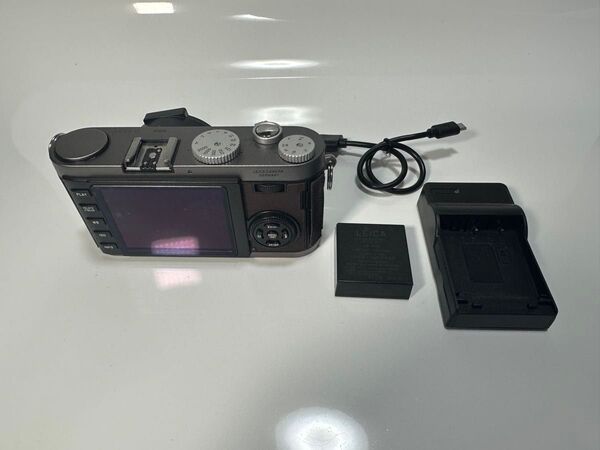 美品 ライカ leica x1 bmw edition