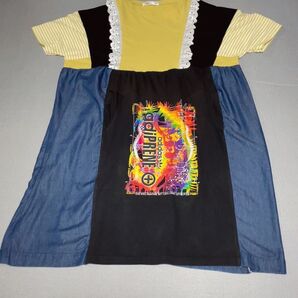 ド派手なTシャツワンピース マルチカラー レディース デニム古着Fサイズゆったりめ