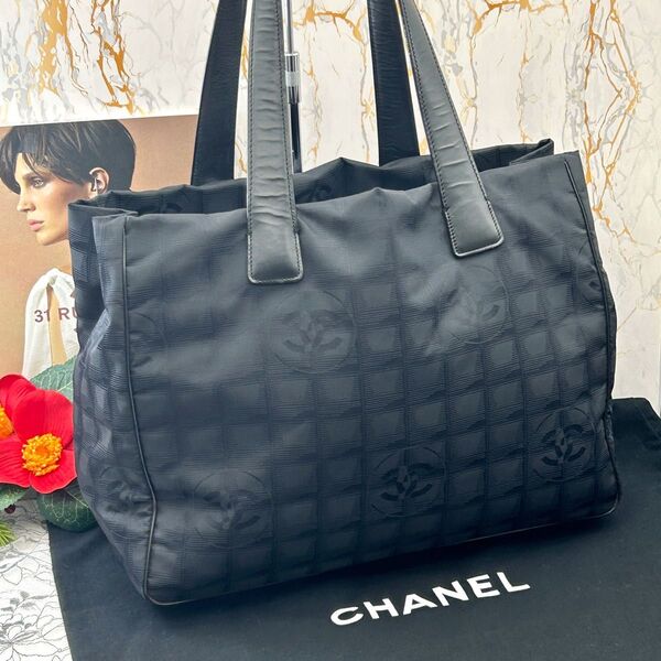 ★極美品★ CHANEL シャネル ニュートラベルライン トートバッグ MM