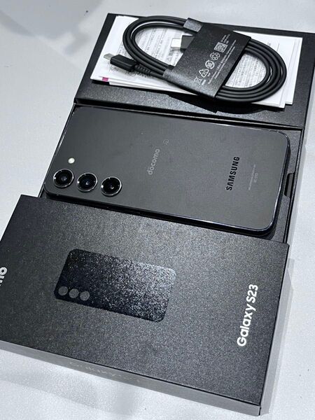 Galaxy S23 SC-51D 256GB ファントムブラック 残債無 シムロック解除済
