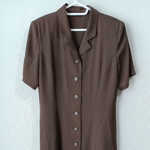 ワンピース ブラウン シンプル