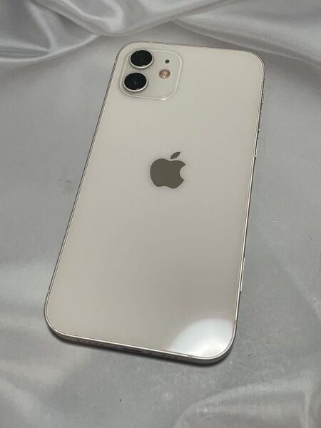 管理No.527117【バッテリー100%】iPhone12 128GB ホワイト SIMフリー 残債・利用制限なし