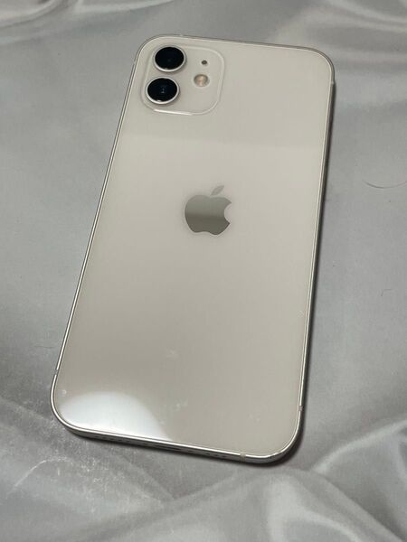 管理No.245785【バッテリー100%】iPhone12 128GB ホワイト SIMフリー 残債・利用制限なし