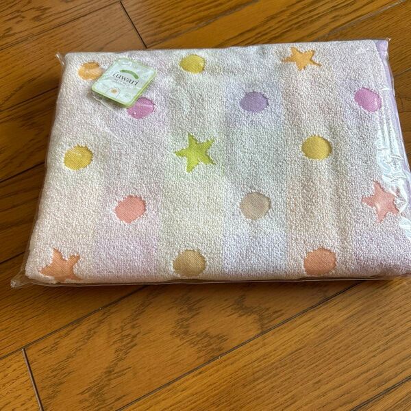 fuwari タオル ドット柄 星柄 カラフル 新品 未使用 バスタオル