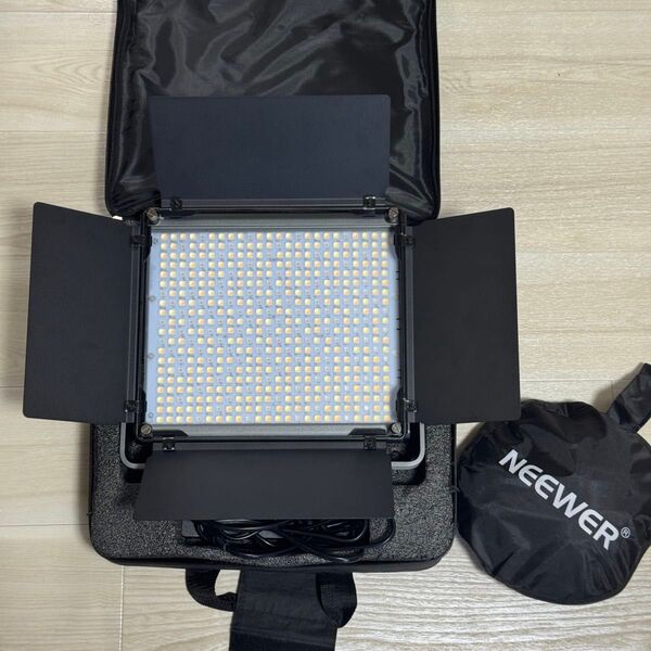 Neewer RGB1200 LED ライト 撮影用 照明 ソフトボックス オマケ