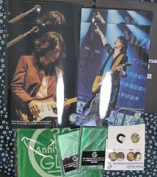 GLAYくじ ポスタータオルパスポートケースピンズ TAKURO