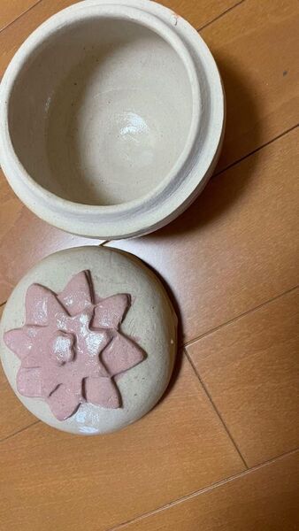 陶器製 小物入れ 花柄 ピンク