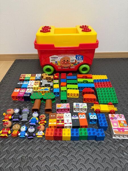 アンパンマン はじめてのブロックワゴン その他