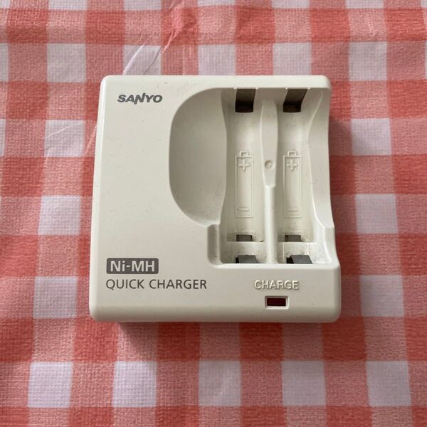 SANYO 電池充電器 NC-MDR02