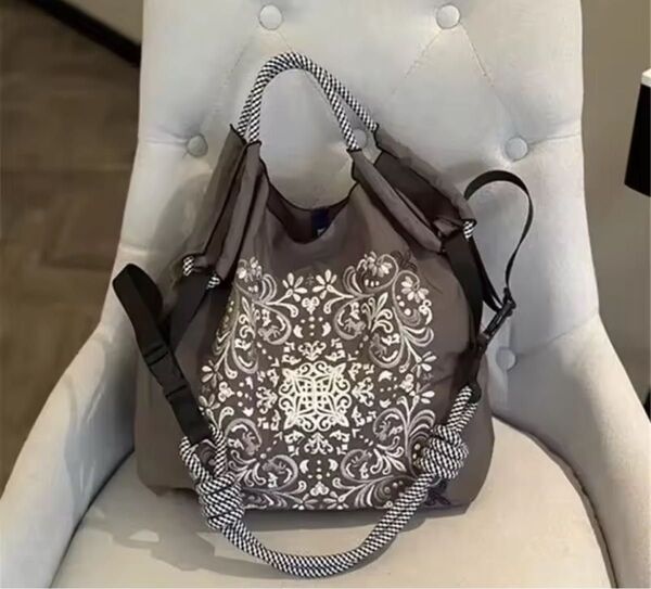 ショルダーベルト付 エコバッグ ボールアンドチェーン トートバッグ 刺繍 グレー ナイロンバッグ ショッピングバッグ オシャレ