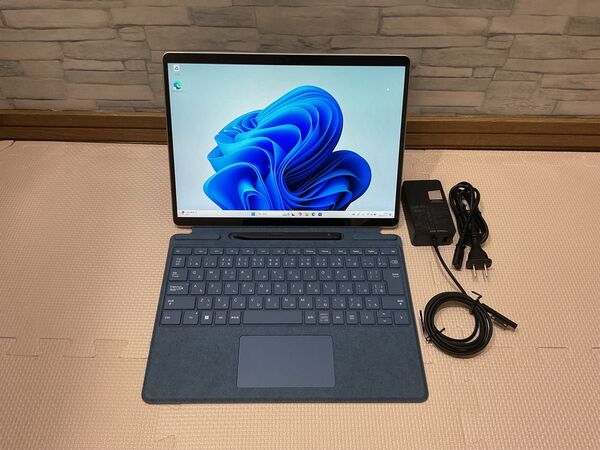 Surface Pro8 i5 Ram 8g SSD 256g Office 2024 Pen2付【美品】