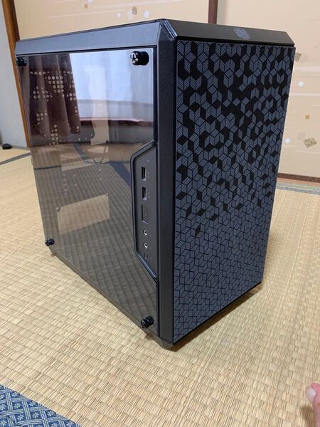 MASTERBOX Q300L