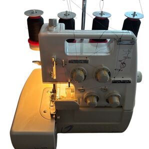 TOYOTA ロックミシン SL1TX 付属品あり 現状品