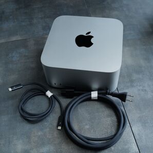 Mac studio m1 MAX MJMV3J/A 32GB 512GB
