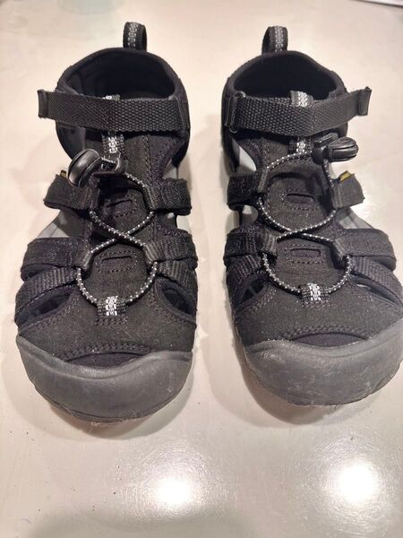 KEEN ウォーターシューズ サンダル ブラック 22.5cm