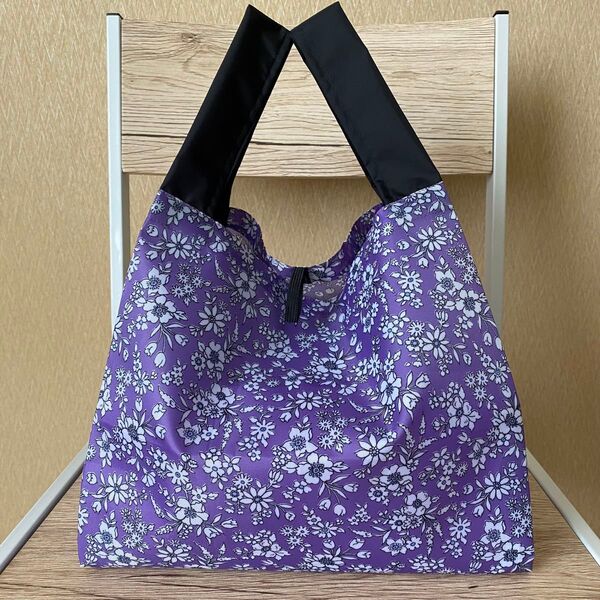エコバッグ ハンドメイド コンビニ お弁当 折り畳み 撥水 小花柄 フラワー パープル ブラック