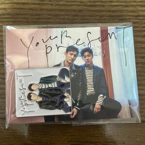 東方神起 YOUR PRESENT ピンバッジ