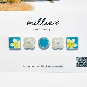 花 フラワー プルメリア 南国 タイルピアス 小さい イヤリング 小さいピアス まとめ売り 可愛い 爽やか 夏