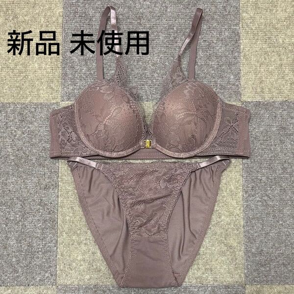 新品未使用 タグなし ブラショーツセット 補正下着 花柄 レース ブラジャーA75 ショーツMサイズ