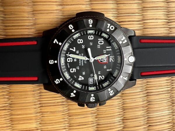 LUMINOX