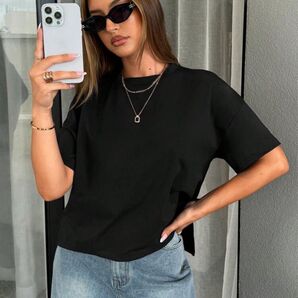 【最終値下げ】新品未使用 SHEIN Tシャツ 黒 S ショート丈 半袖 ルーズフィット