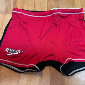speedo 競泳水着練習用として穿き込んでいたものです。