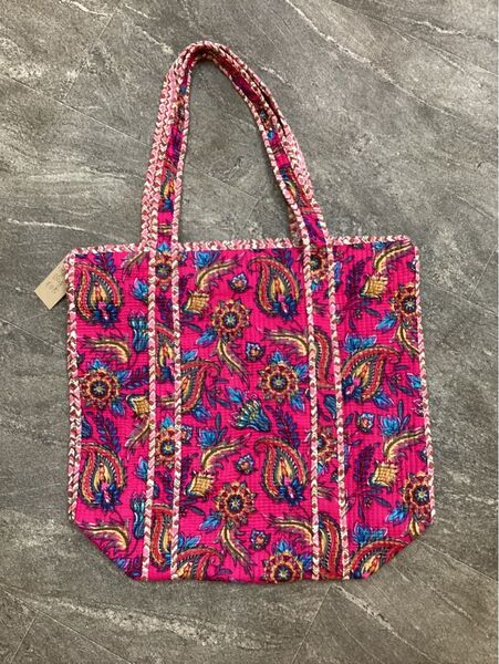 Summer sale! 花柄トートバッグ ピンク 未使用(E05)