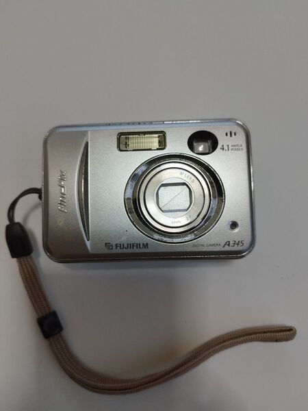 FUJIFILM FinePix A345 デジタルカメラ シルバー