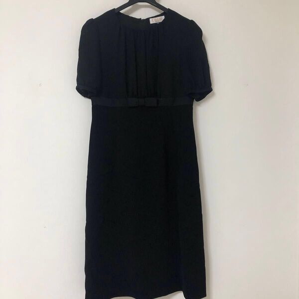 CHLOE ブラックフォーマルドレス 半袖パフスリーブ クロエフォーマルワンピース