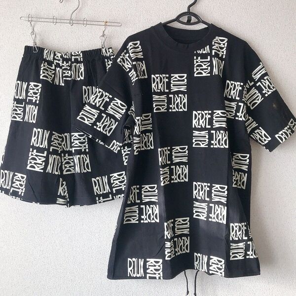 vintage 90s セットアップ Tシャツ ショートパンツ 総ロゴ 黒