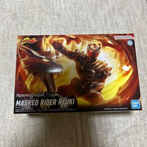 Figure-rise Standard 仮面ライダー龍騎 未組立