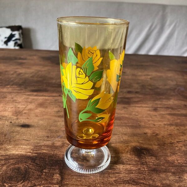 【昭和レトロ】ADERIA アデリア マスカレード 脚付グラス アンバー 薔薇柄グラス レトロ 琥珀色