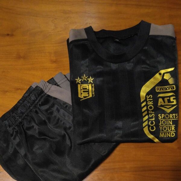 CCL SPORTS サッカー ユニフォームとパンツセット