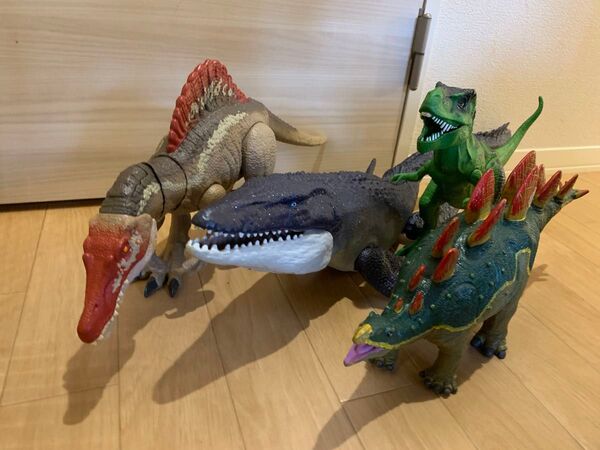 モササウルス スピノサウルス ステゴザウルス ティラノサウルス マテル フェバリット フィギュア 恐竜 ジュラシックワールド