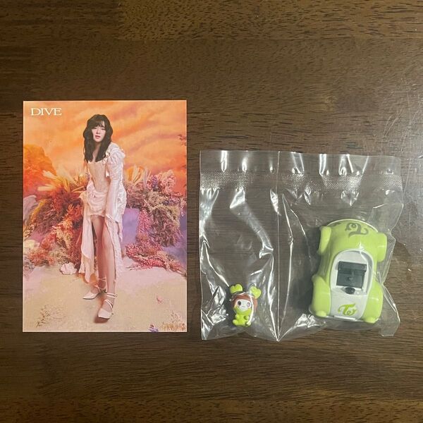 TWICE ジョンヨン ガチャガチャ ジョンブリー DIVE ラントレ