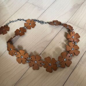 フラワーモチーフ レザーベルト ブラウン ヴィンテージ