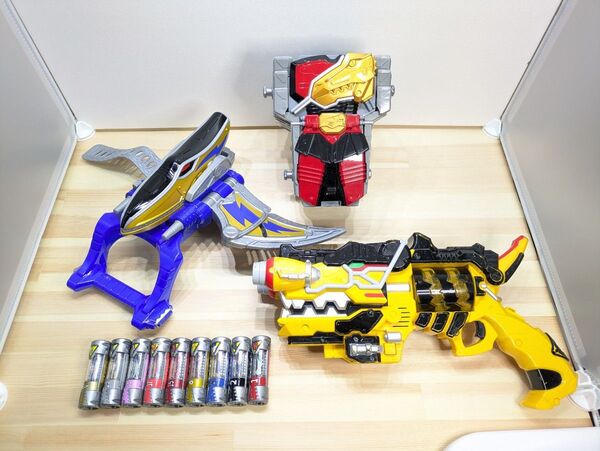 DXガブリボルバー ガブリチェンジャーギガントブラギオー胴体 獣電池 獣電戦隊キョウリュウジャー ガブティラ バンダイ 当時物