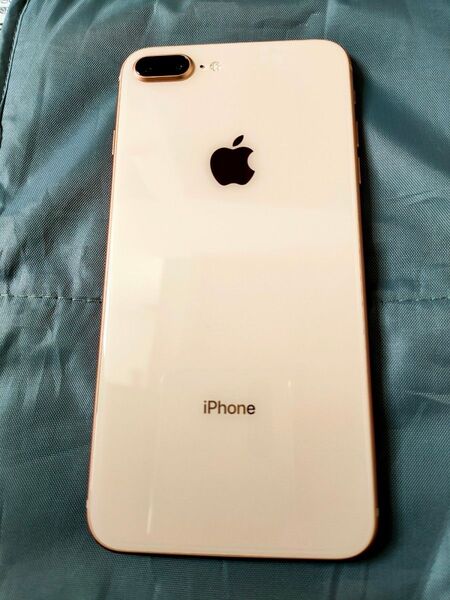 iPhone8Plus SIMロック解除済み SIMフリー