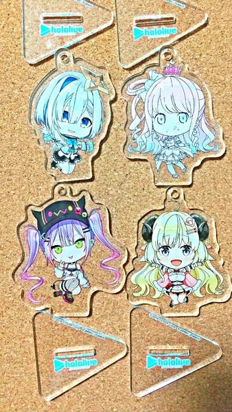 ホロライブ アクリルスイングコレクション 天音かなた 姫森ルーナ 常闇トワ 角巻わため 4点セット 4期生 アクリルスタンド