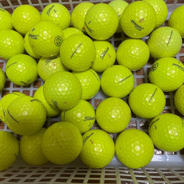 プロV1 ロストボール タイトリスト Titleist ゴルフボール多数 カラー