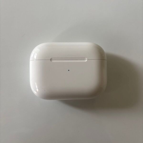 Apple AirPods Pro 充電ケース ホワイト