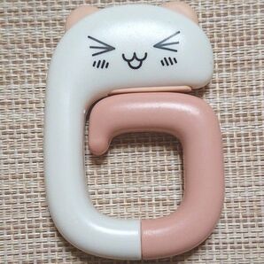 858《バックホルダー》 猫ちゃん?可愛い プラスチック製 海外製品 新古品 キズあり 耐久2kgくらい? 滑り止め 女子力up♪