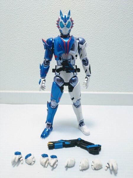 ★送料無料 美品 S.H.Figuarts 仮面ライダーゼロワン 仮面ライダーバルカン シューティングウルフ レア フィギュア
