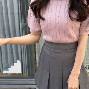 ケーブル編みニットパフスリーブトップス