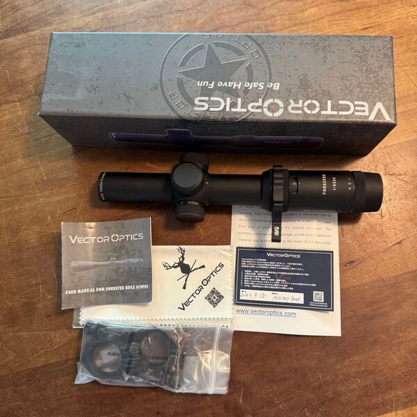 Vector Optics Forester 1-5×24 gen1 スコープ ライフルスコープ