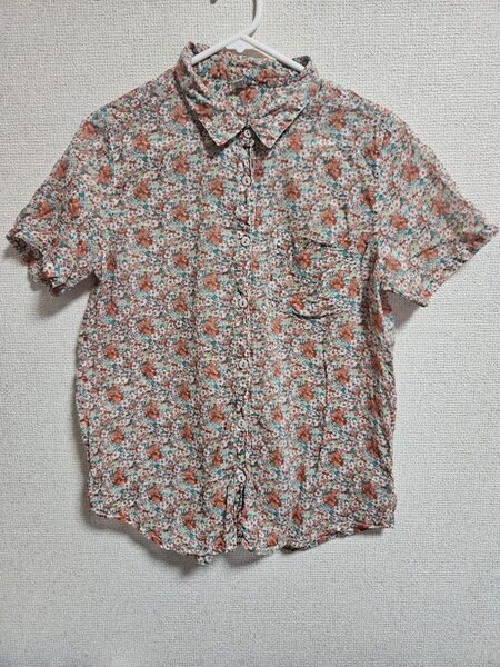 小花柄 半袖シャツ