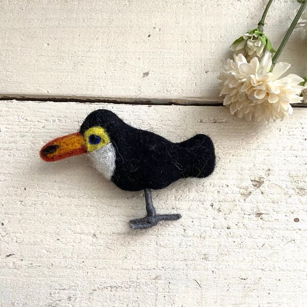 オリジナル 羊毛 フェルト オオハシ ブローチ トリ 鳥 ハンドメイド 羊毛フェルト ハンドメイドブローチ