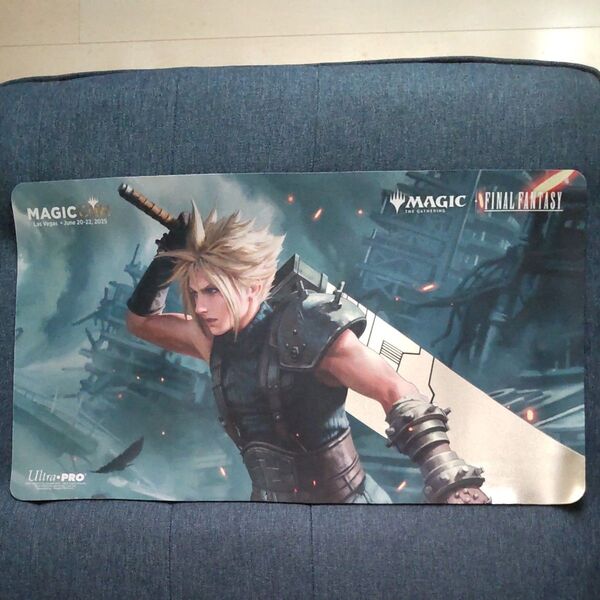 MTG FINAL FANTASY 星の勇者、クラウド プレイマット magiccom 限定 ファイナルファンタジー ff