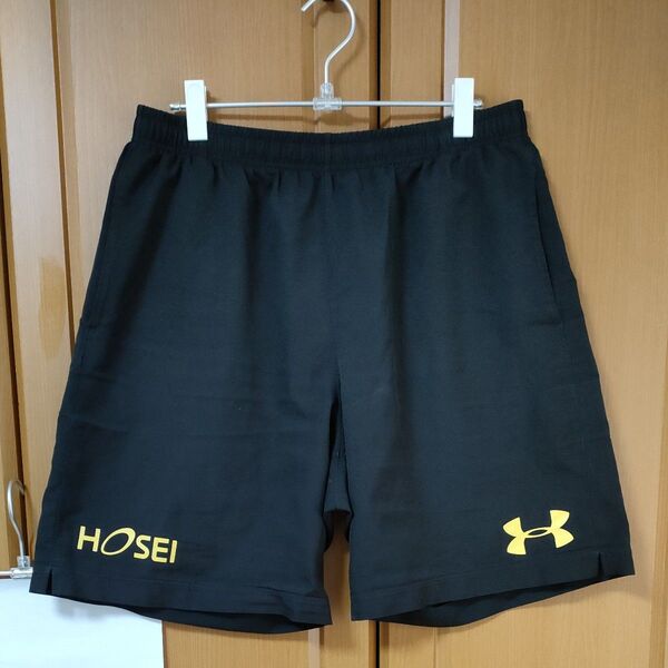 アンダーアーマー法政大学・ハーフパンツXL HOSEIロゴプリント入り プリント状態も良好 ショートパンツUNDER ARMOUR