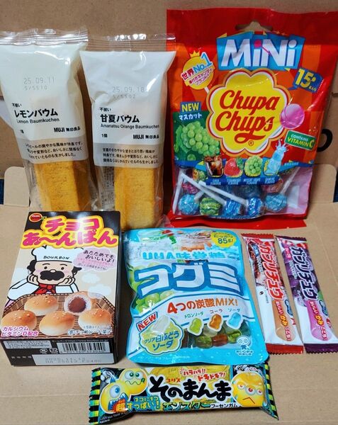 ▼甘味趣味として▼No.28お菓子詰め合わせ8点セット◆◆箱の隙間には緩衝材の代わりに小さめのお菓子を詰めます◆◆